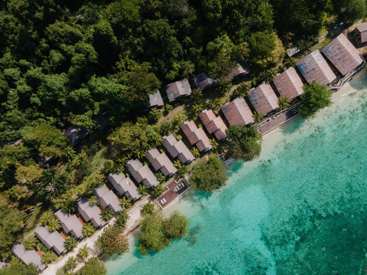 Tunamaya Beach&Spa Resort Kampong Mukut Exterior foto