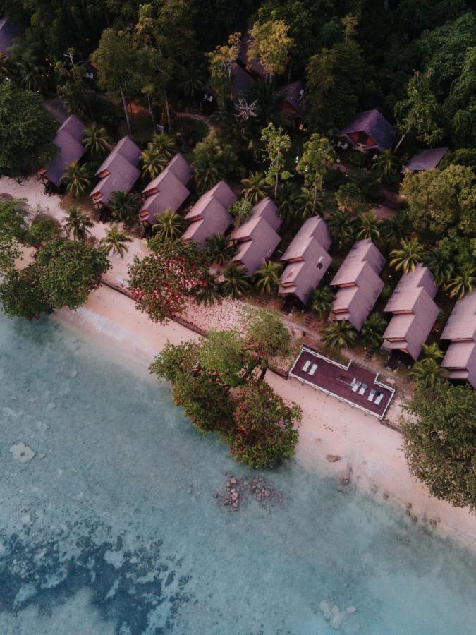 Tunamaya Beach&Spa Resort Kampong Mukut Exterior foto