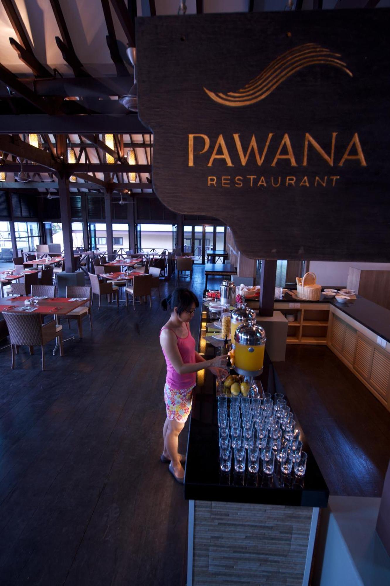 Tunamaya Beach&Spa Resort Kampong Mukut Exterior foto